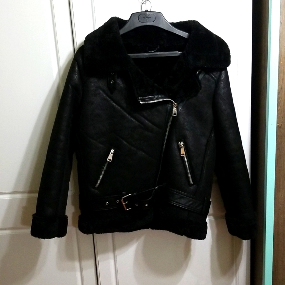PHILOMENA PETTI NEW YORK  LADIES FAUX SHEARLING BLACK BIKER JACKET.